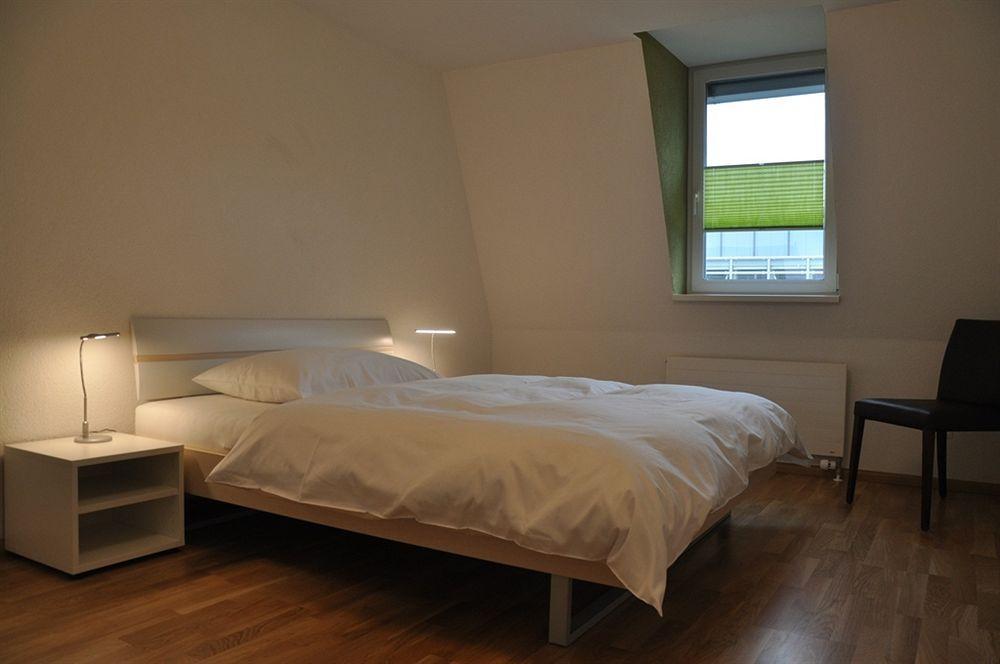 By Du Commerce Appartement